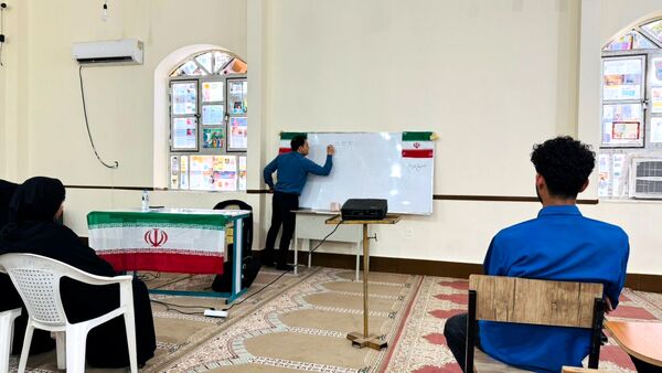 کارگاه تخصصی مشاوره تحصیلی برای دانش‌آموزان پایه دوازدهم در سندرک
