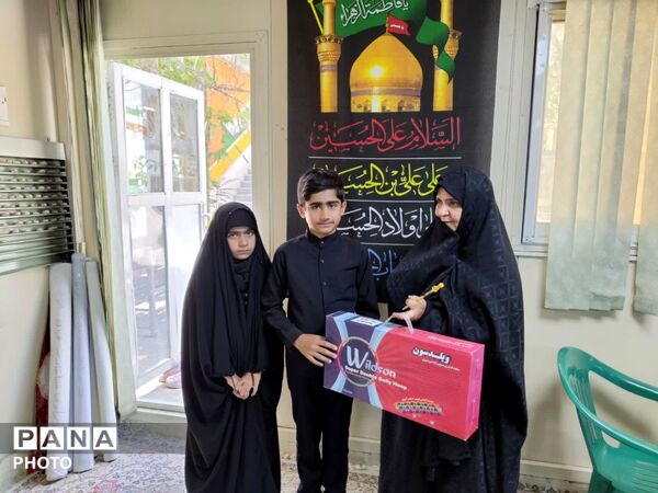 آزمون حفظ قرآن کریم و تجلیل از حافظان برتر دانش‌آموزی در شمیرانات
