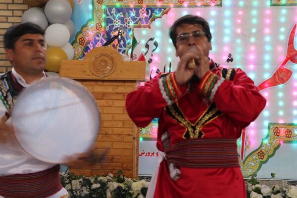 جشن گرامیداشت مقام معلم در شهر آشخانه 