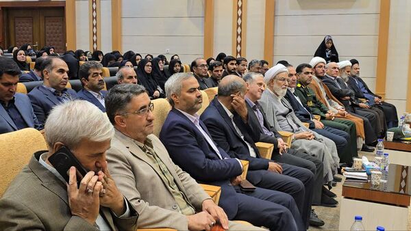 مراسم تکریم مدیر پیشین آموزش و پرورش شهرستان گناباد