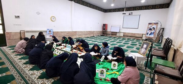 محفل انس با قرآن کریم در آموزشگاه شهید رزمی خلیل آباد