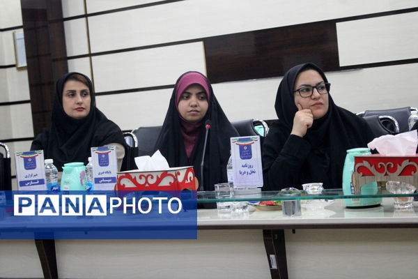 نشست خبری مدیرکل آموزش و پرورش استان بوشهر 