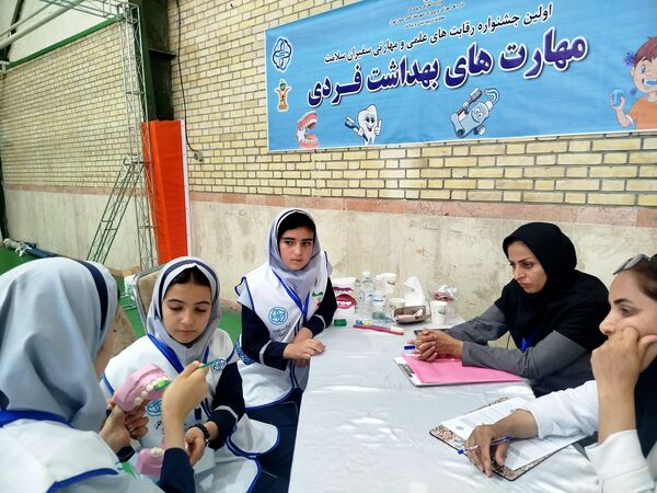 مرحله پایانی جشنواره رقابت‌های علمی و مهارتی دانش‌آموزان سفیران سلامت شهرستانهای استان تهران