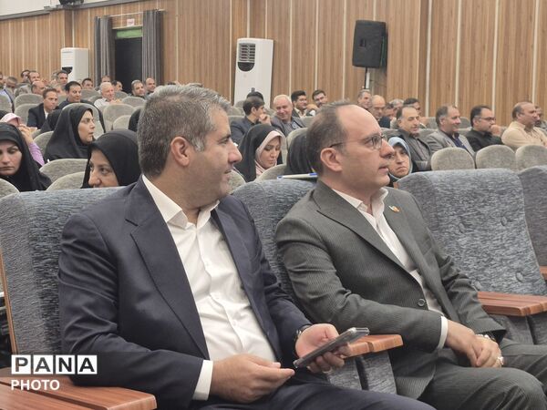 گردهمایی مدیران منطقه ۱۵ تهران