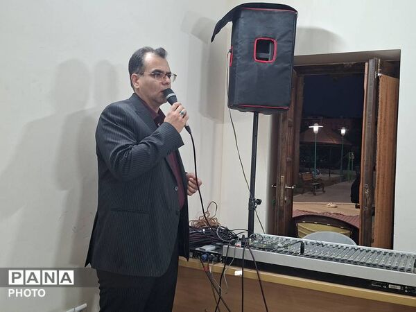 جشن پایان تحصیلی دانش‌آموزان ششم مدرسه شاهد پوررضایی