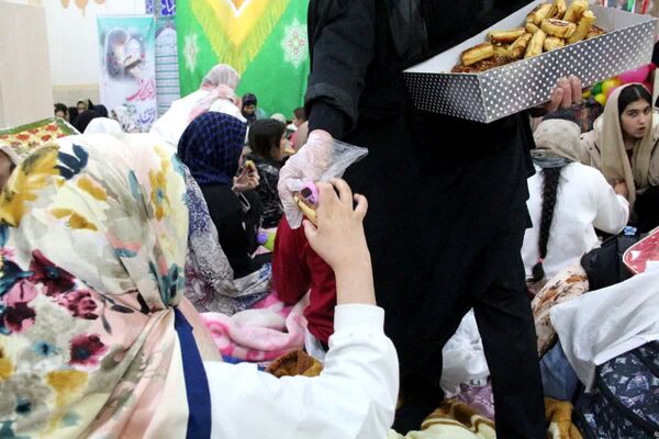 مراسم اعتکاف در مسجد الزهرا(س) قیامدشت