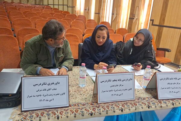 ایجاد انگیزه و خلاقیت در دانش‌آموزان با اجرای تئاتر درسی 