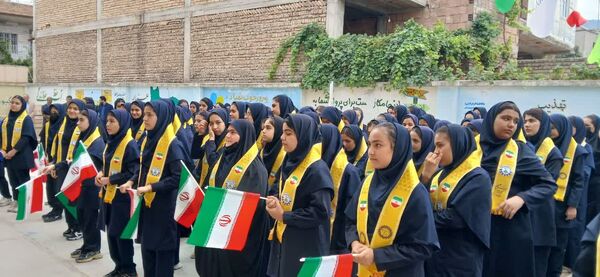 مدیرکل آموزش و پرورش گلستان در جمع دانش‌آموزان گالیکش