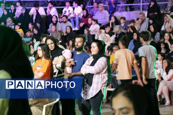 شبی متفاوت در کوهسنگی از سرودهای محمدی تا رصد ماه‌گرفتگی