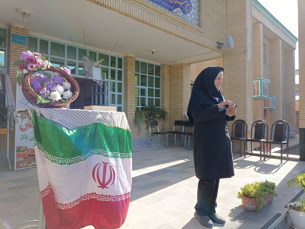 آغاز سال تحصیلی در مدرسه عشقی‌فرد همزمان با هفته دفاع مقدس