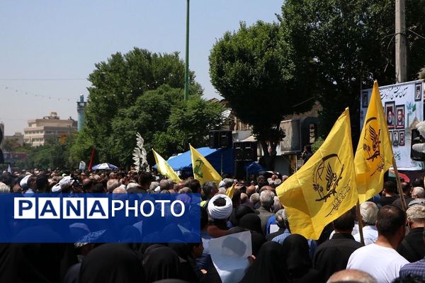 وداع با پیکر مطهر شهید حسین امیرعبدالهیان در شهرستان ری