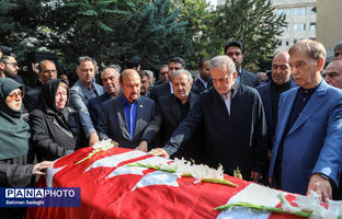 مراسم تشییع پیکر رئیس مجمع خیرین مدرسه‌ساز