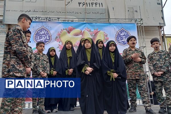 تجدید میثاق مردم ولایتمدار قرچک در راهپیمایی ۲۲ بهمن