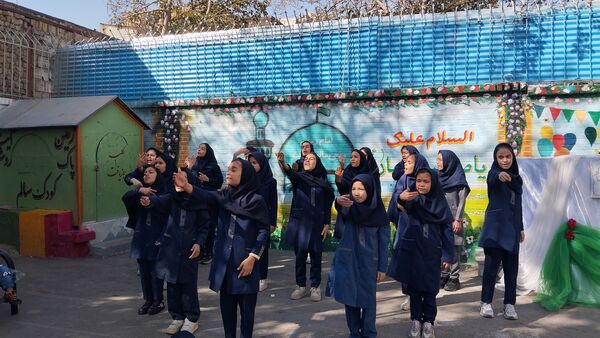 سپاس از فرشتگان سفیدپوش در مدرسه مهندس رحمانی فرد