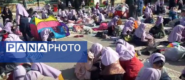 برگزاری اردوی درون مدرسه‌ای و جشنواره غذا در دبستان شاهد تحقیقی ناحیه ۶