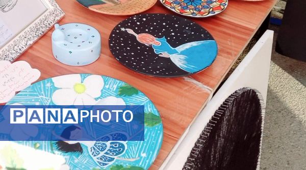 برگزاری مراسم هفته پژوهش در آموزشگاه فرزانگان هیأت امنای ملارد