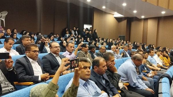 جشنی به پاس قدردانی از معلمان در لردگان