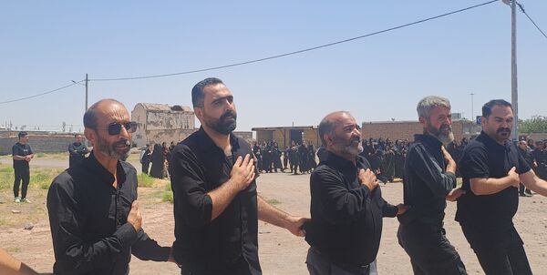 عزاداری ظهر عاشورا در روستای حسن آباد بلهر 