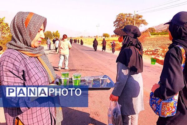 پذیرایی موکب‌ها از جاماندگان اربعین حسینی در شهرستان باشت