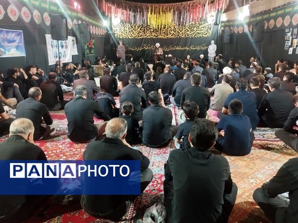 مراسم پرشور عزاداری شب تاسوعای حسینی در مسجد موسی‌ بن جعفر(ع) قروه