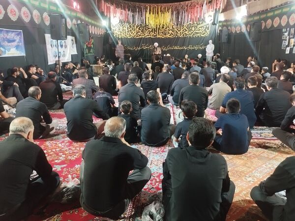 مراسم پرشور عزاداری شب تاسوعای حسینی در مسجد موسی‌ بن جعفر(ع) قروه