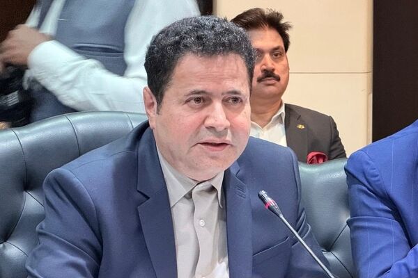 پیشنهاد تشکیل کارگروه دائمی رفع موانع تجارت ایران و پاکستان