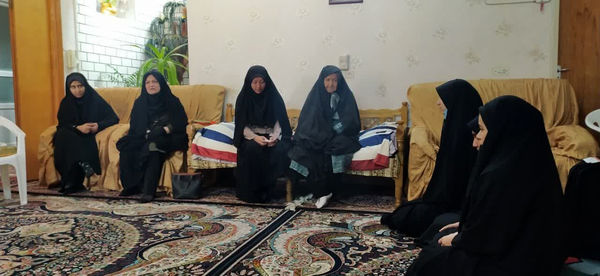 دیدار با مادر شهید به مناسبت بزرگداشت روز شهدا