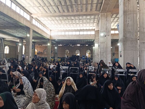 نماز جمعه در نخستین روز از ماه محرم در نیشابور 