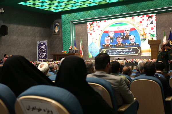 مراسم تکریم و معارفه فرمانده سپاه استان قم