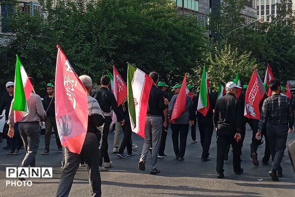 حضور غیور مردان چهارمحال و بختیاری در آیین وداع و تشییع رهبر شهید انقلاب اسلامی ایران