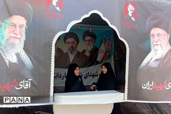 خدمت رسانی و پذیرایی موکب شهدای چهاردانگه  از زائران مراسم تشییع رهبر شهید