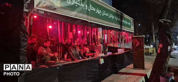 اجتماع پرشور در همبستگی با رهبری