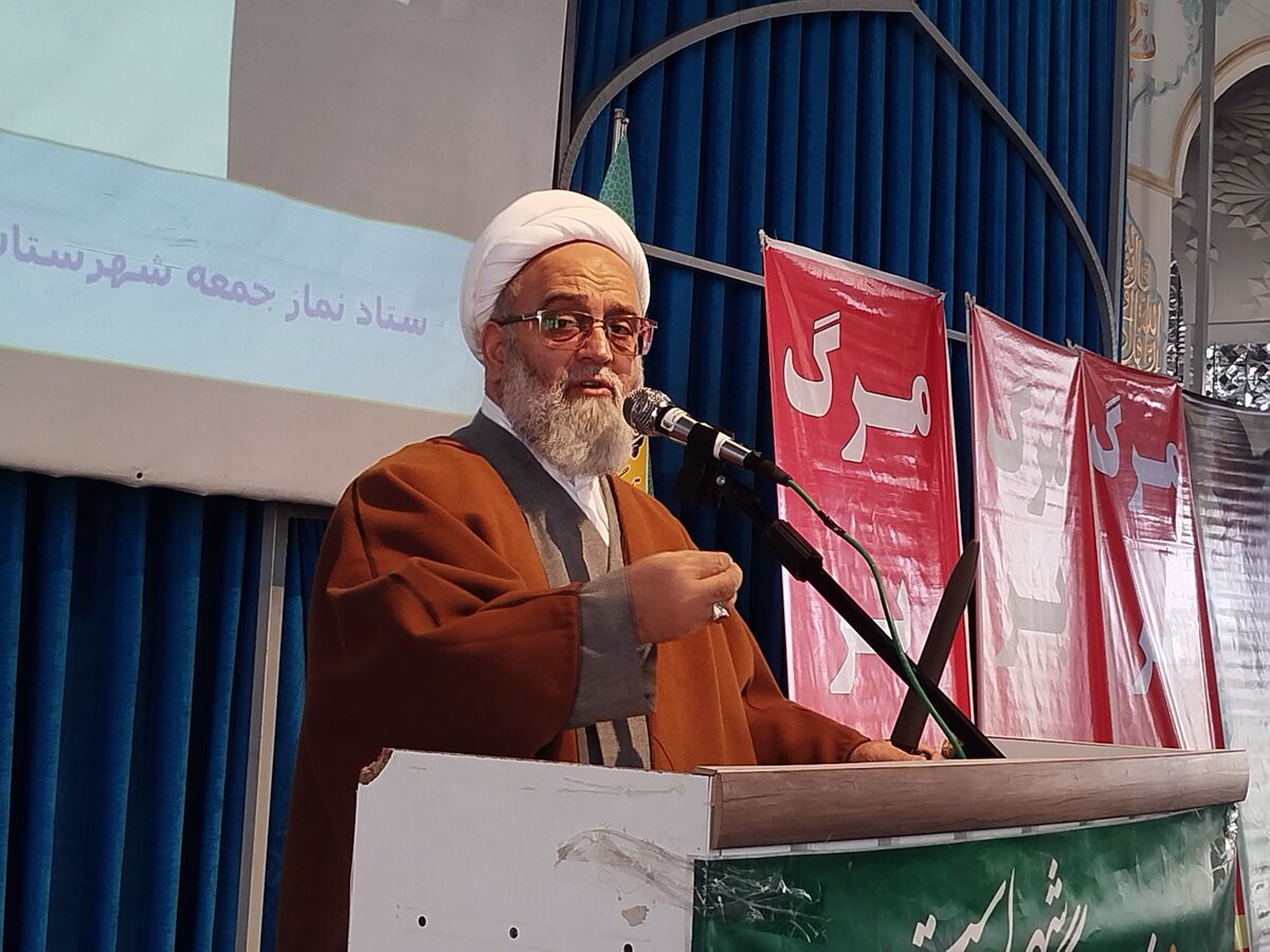 امیرالمؤمنین نفس پیامبر و الگوی ایمان بی‌تردید است  