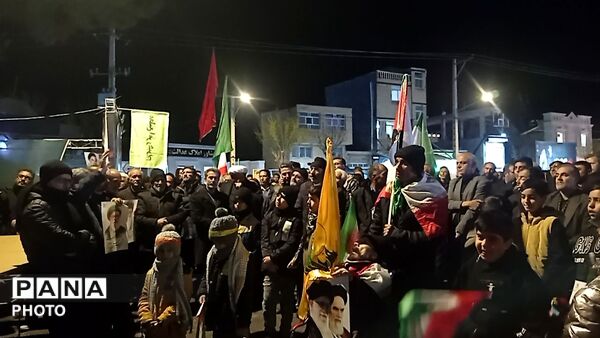 حضور پرشور و گسترده مردم فهیم جاجرم در میدان امام خمینی (ره)