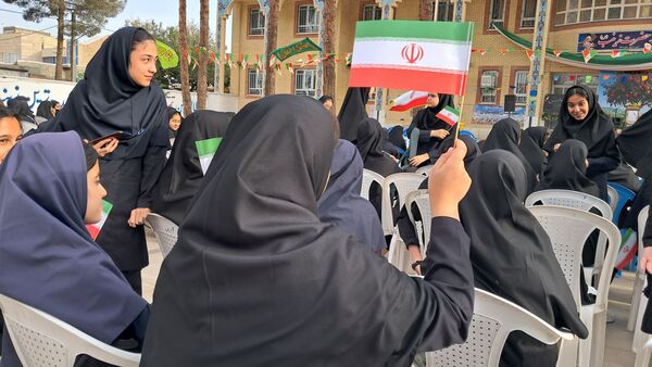 آغاز رسمی آیین بازگشایی مدارس شهرستان کاشمر در دبیرستان حضرت زینب(س)