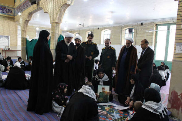 جلوه‌هایی از حلقه‌های صالحین نوجوانان بسیجی در شهر جعفریه