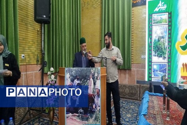 شب شعر عقیق سبز بینالود در شهر بار نیشابور 