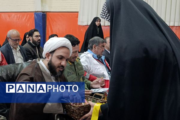 جشن یاوران انقلاب در دبیرستان محبی نیشابور 