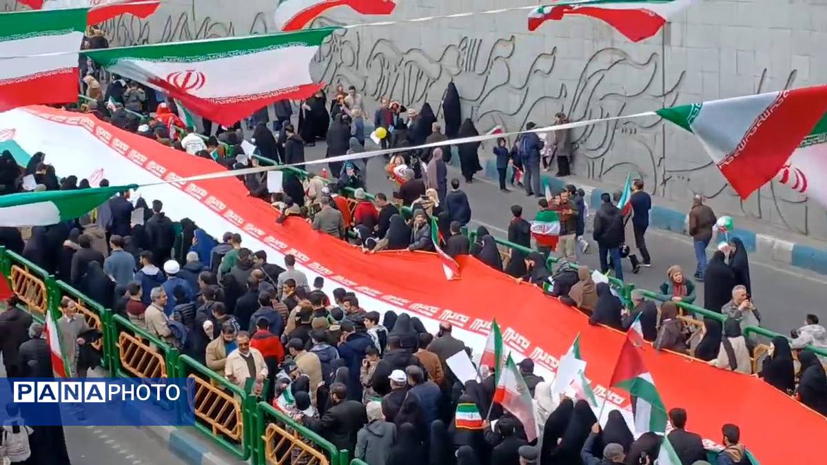 ۲۲ بهمن ؛ نمایش همبستگی ملی در سالگرد پیروزی انقلاب