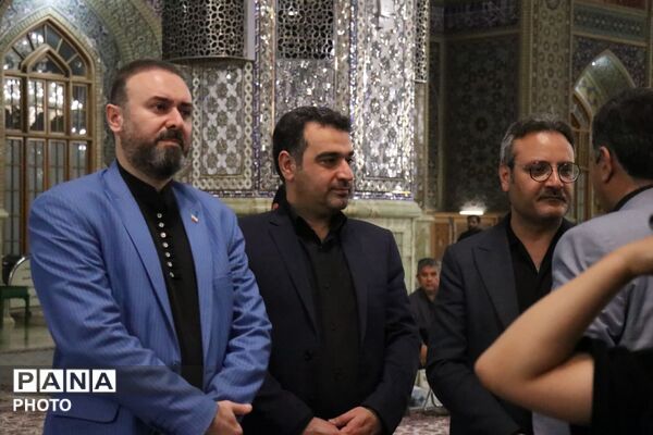 طنین «احلی من العسل» در حرم؛ عهد دوباره نوجوانان با عاشورا