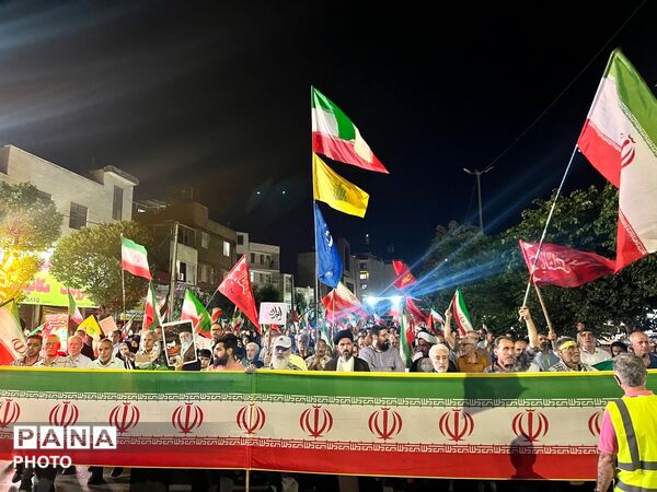 حضور حماسی مردم کرج در نود ودومین شب از تجمعات مردمی
