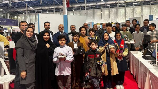 افتتاحیه غرفه رباتیک ناحیه ۶ مشهد در نمایشگاه بین المللی مشهد 