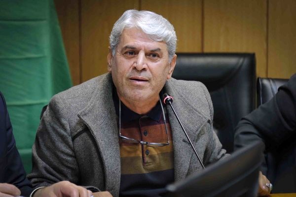 حضور فداکارانه معلمان  در کلاس‌های درس