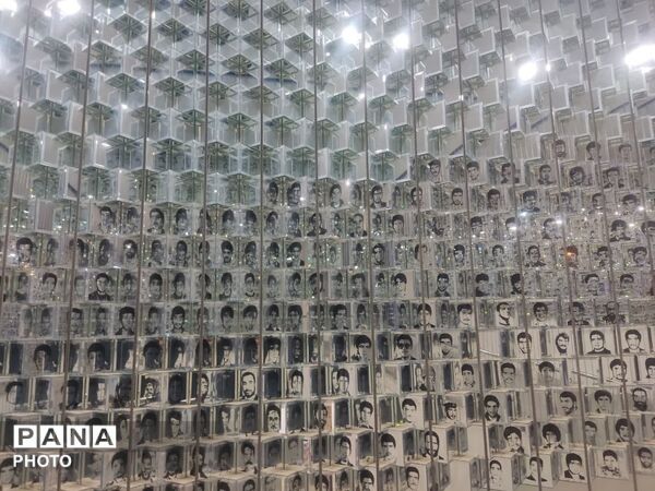 گردهمایی راویان و هادیان سیاسی استان یزد و تبیین جنگ رمضان در موزه دفاع مقدس یزد