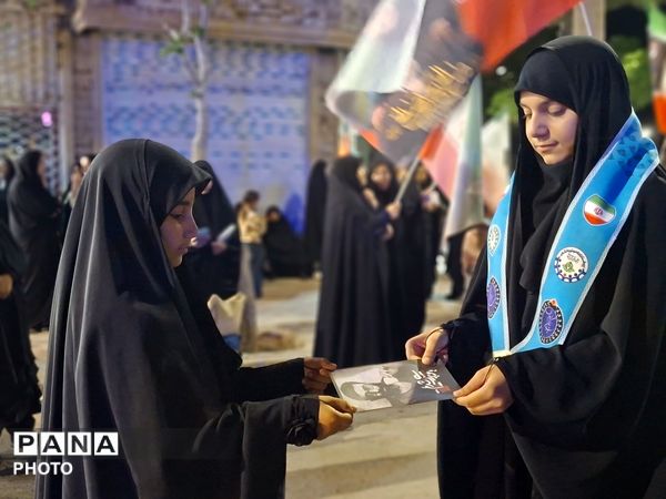 پویش با تو بزرگ شدیم و با تو قد می‌کشیم در رشتخوار