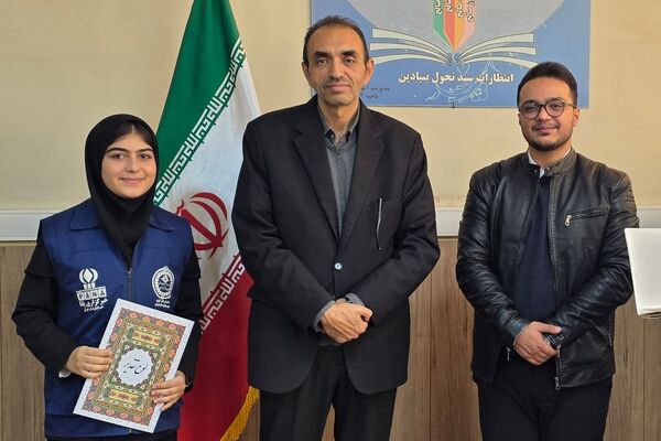تقدیر از دانش آموز خبرنگاران فعال پانا بهارستان دو