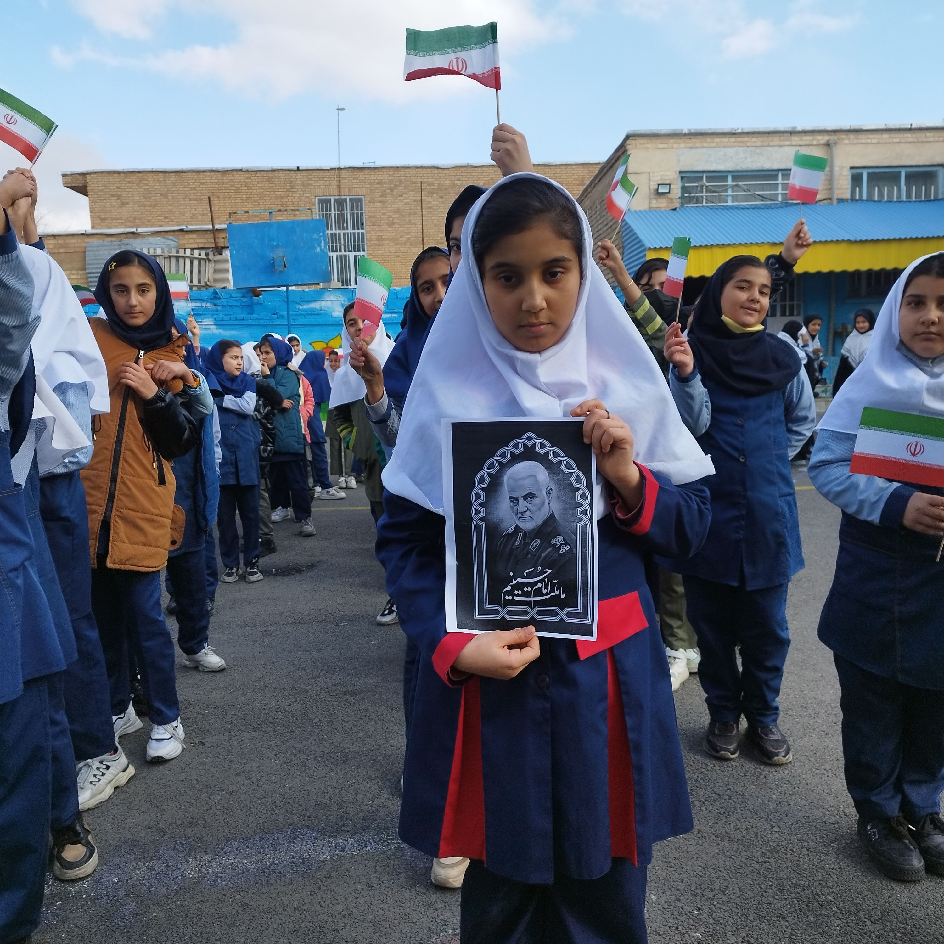 پنجمین سالگرد سردار قاسم سلیمانی در مدرسه شهید خاقانی شیروان