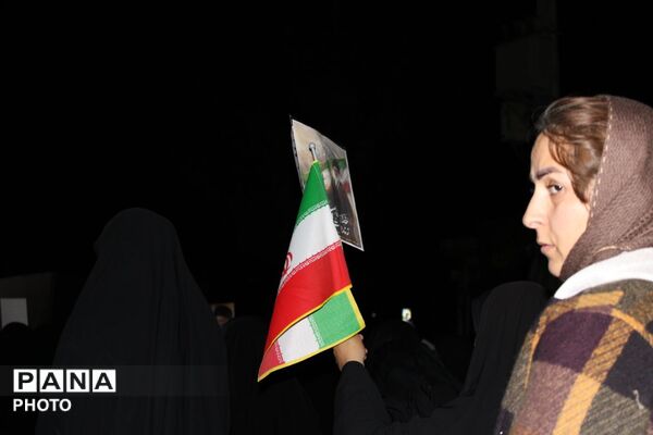 حضور پرشور مردم انقلابی آشخانه در عزاداری رهبر انقلاب