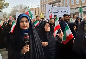 راهپیمایی عزت و اقتدار 22 بهمن در قم