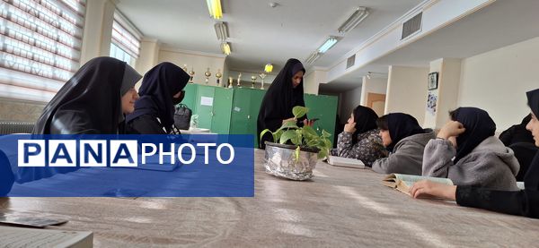 قرائت قرآن هدیه دانش آموزان دبیرستان شهید عیسی وند به روح سید حسن نصرالله